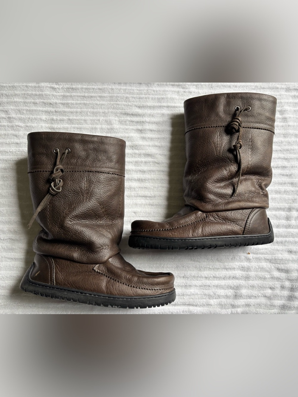 Manitobah Mukluks Boots - โGathererโ Style Mid-height (Discontinued style)